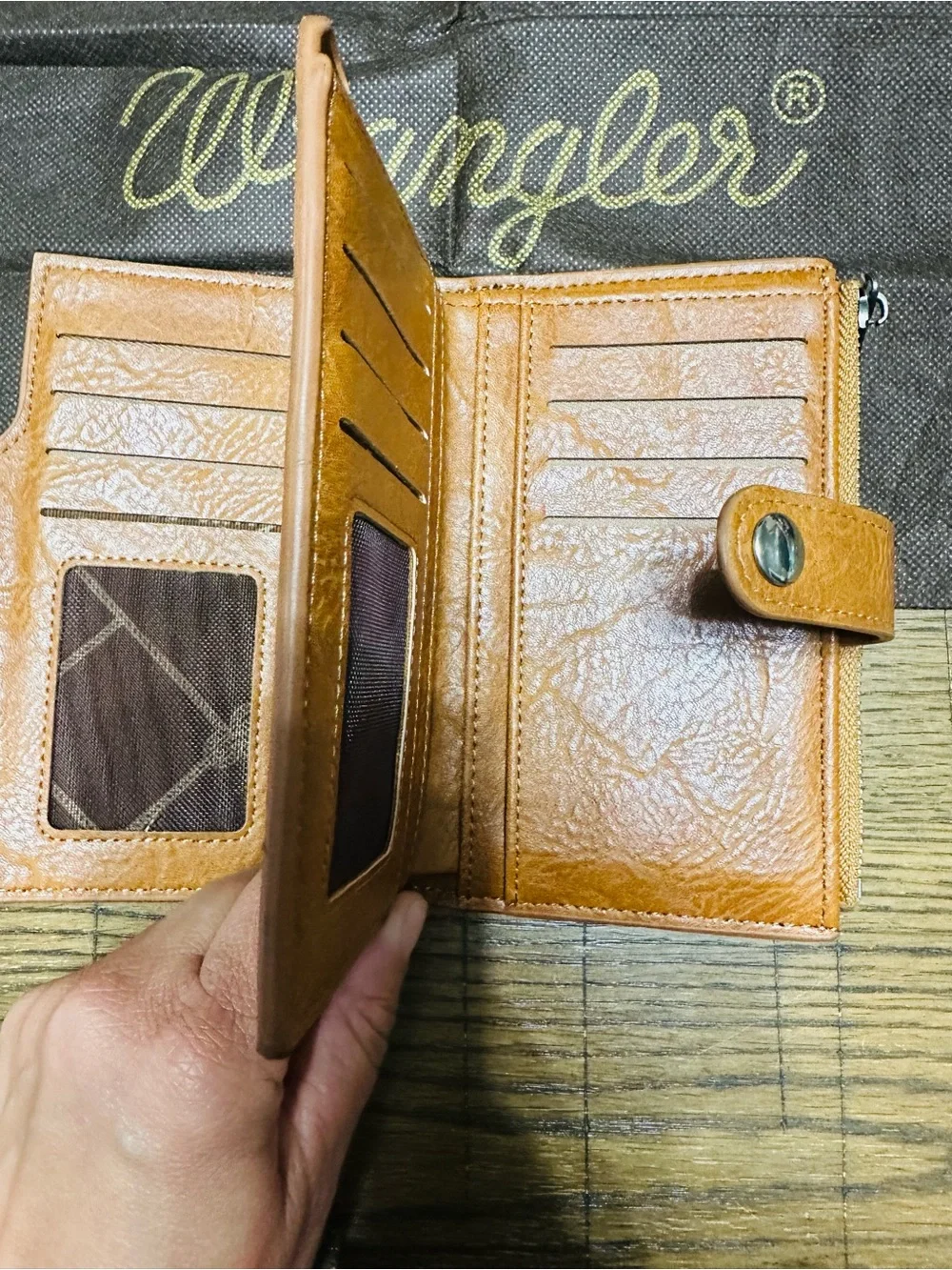 Wrangler Tan Trifold Leather Wallet with Snap Tab